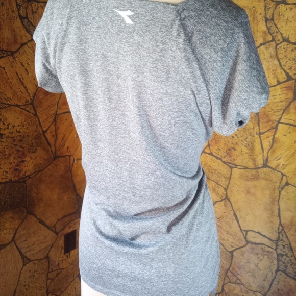Diadora Heather Gray Women's Short Sleeve Tee - Picture 3 of 3